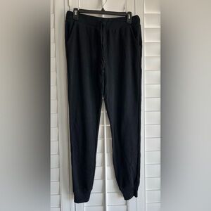 SO Black Elastic Waist Relaxed Fit Joggers Size M